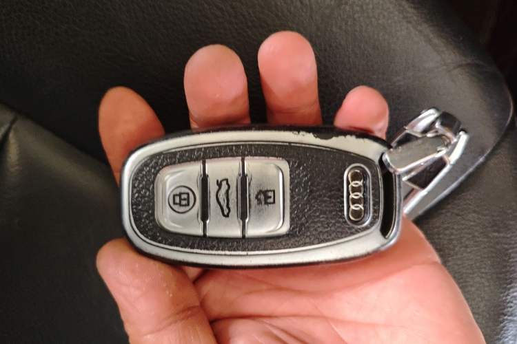 Used Audi A6L 2014 TFSI Comfort Model Vehicle Key