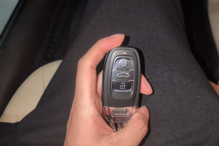 Used Audi A6L 2014 30 FSI Comfort Model Vehicle Key