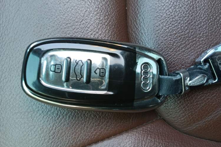 Used Audi A6L 2014 30 FSI Comfort Model Vehicle Key