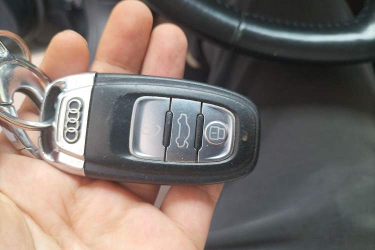 Used Audi A6L 2014 30 FSI Comfort Model Vehicle Key