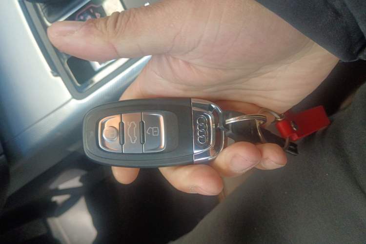 Used Audi A6L 2014 30 FSI Technology Model Vehicle Key
