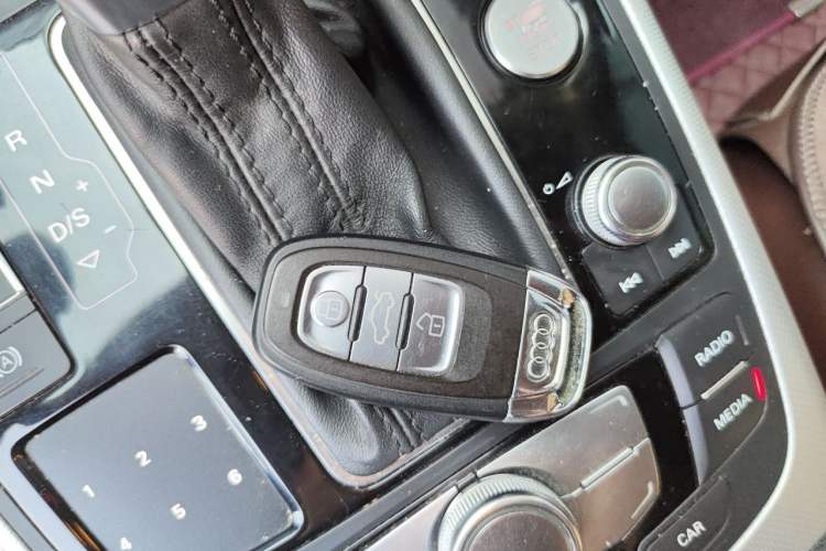Used Audi A6L 2014 TFSI Standard Model Vehicle Key