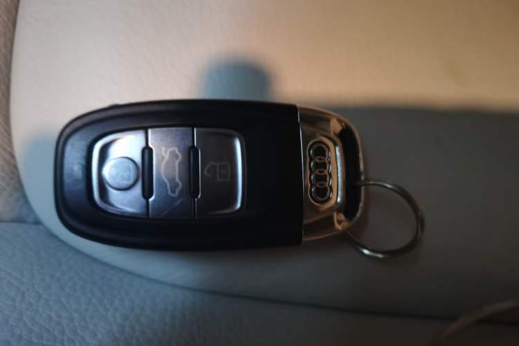 Used Audi A6L 2014 30 FSI Technology Model Vehicle Key