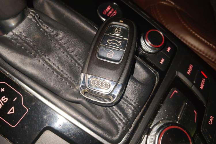 Used Audi A6L 2014 35 FSI Comfort Version Vehicle Key