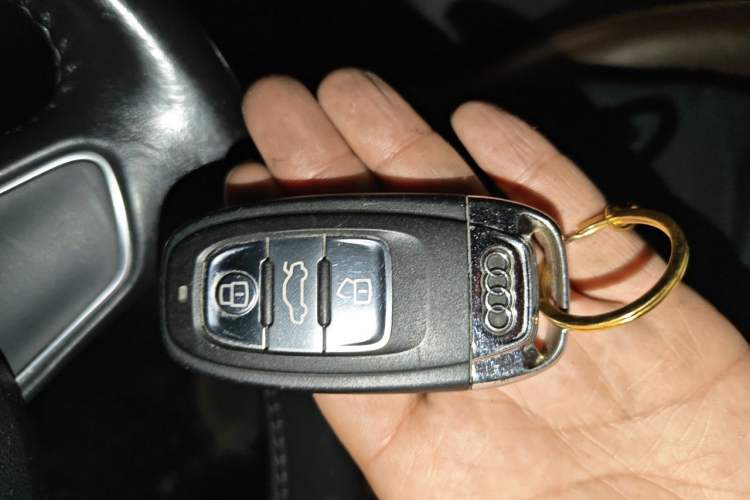 Used Audi A6L 2014 TFSI Comfort Model Vehicle Key