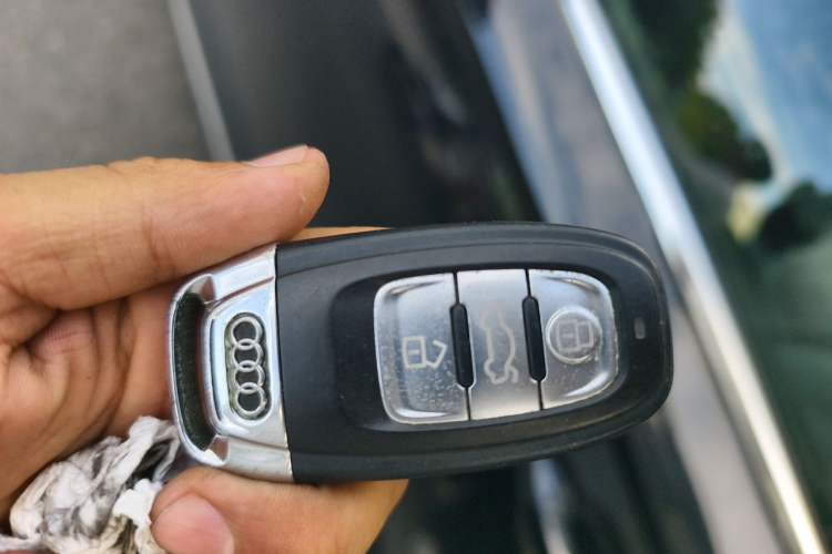 Used Audi A6L 2014 30 FSI Comfort Model Vehicle Key
