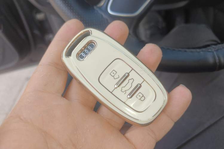Used Audi A6L 2014 30 FSI Comfort Model Vehicle Key