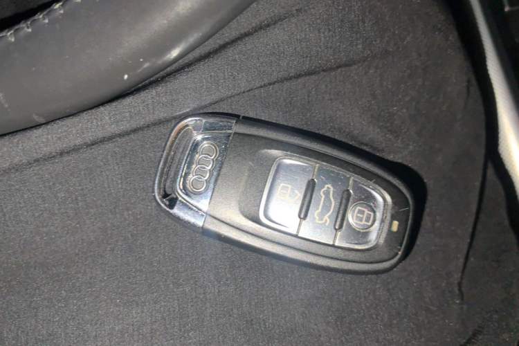 Used Audi A6L 2014 30 FSI Technology Model Vehicle Key