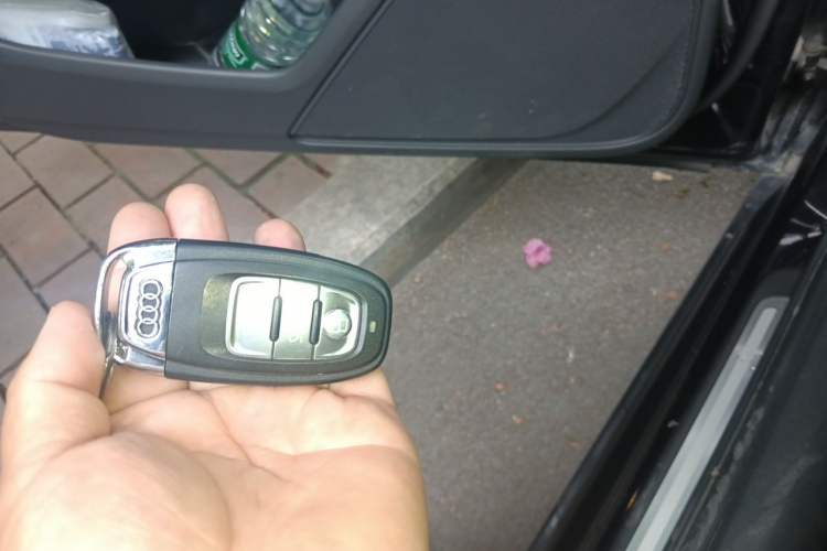 Used Audi A6L 2014 30 FSI Comfort Model Vehicle Key