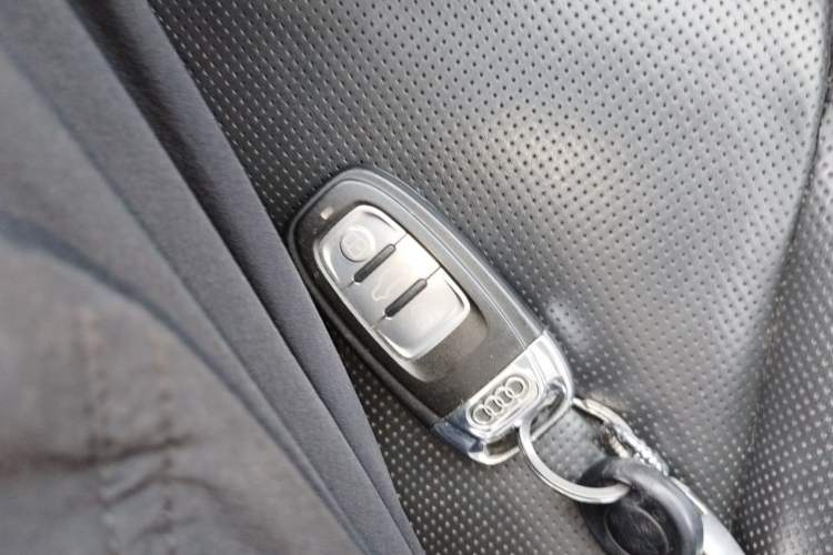 Used Audi A6L 2014 50 TFSI quattro Luxury Model Vehicle Key