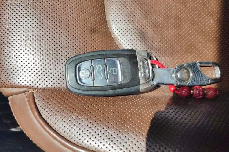 Used Audi A6L 2014 35 FSI Comfort Version Vehicle Key