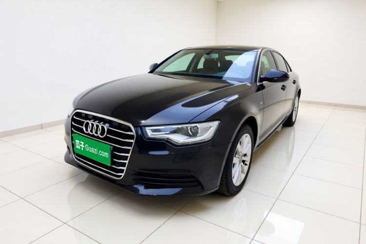 Używany Audi A6L 2014 TFSI Standard Model Guazi used car, China used car export, Used car for sale, Used cars, Cheapest cars for sale