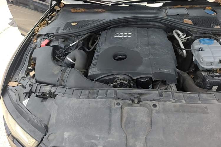 Used Audi A6L 2014 TFSI Standard Model Engine Bay Right