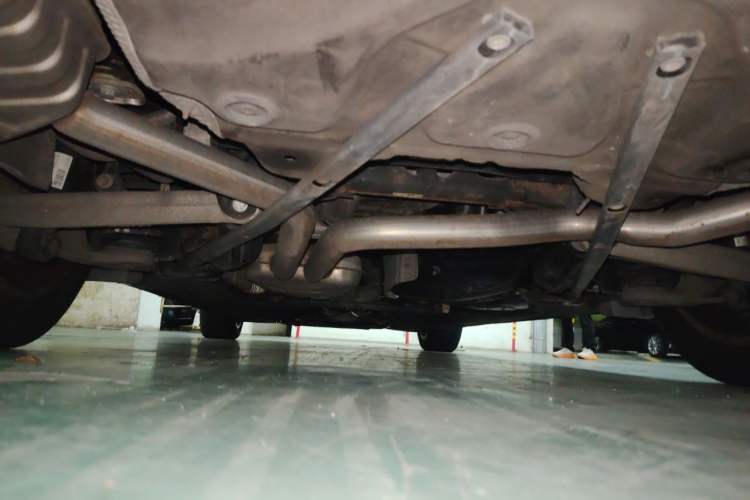 Used Audi A6L 2014 30 FSI Comfort Model Chassis Rear