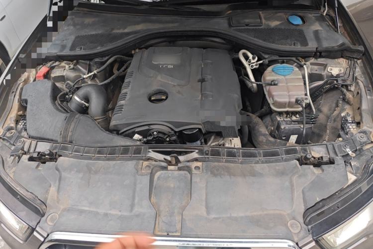 Used Audi A6L 2014 TFSI Standard Model Engine Bay