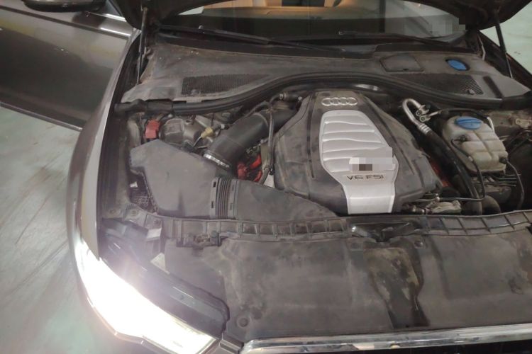 Used Audi A6L 2014 30 FSI Comfort Model Engine Bay Right