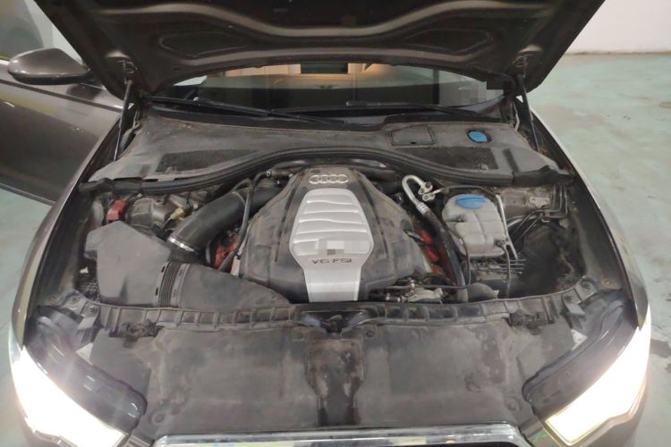 Used Audi A6L 2014 30 FSI Comfort Model Engine Bay