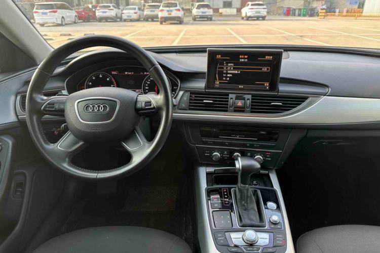 Used Audi A6L 2014 TFSI Standard Model Interior 2