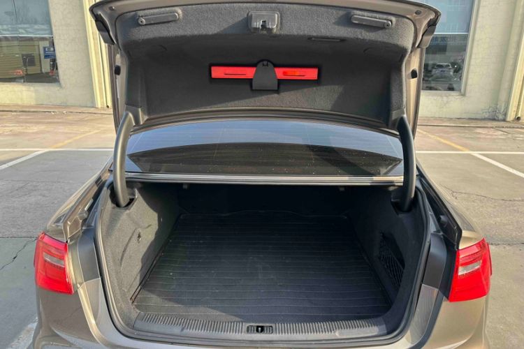 Used Audi A6L 2014 TFSI Standard Model Interior 8