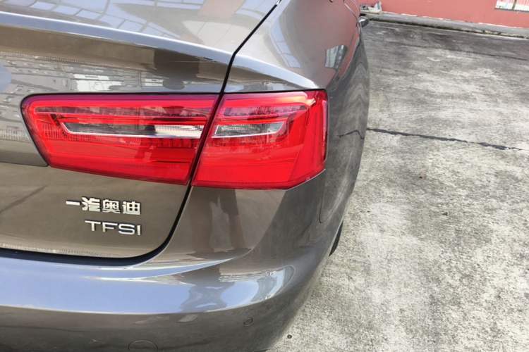 Used Audi A6L 2014 TFSI Standard Model Right Rear Taillight