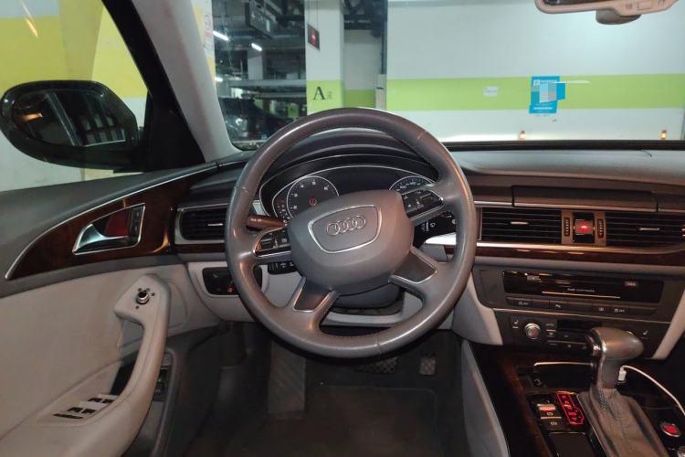 Used Audi A6L 2014 30 FSI Comfort Model Steering Wheel