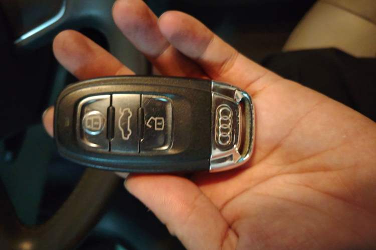Used Audi A6L 2014 30 FSI Comfort Model Vehicle Key