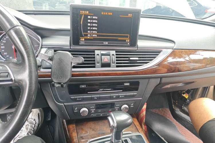 Used Audi A6L 2014 30 FSI Comfort Model Audio And AC Panel