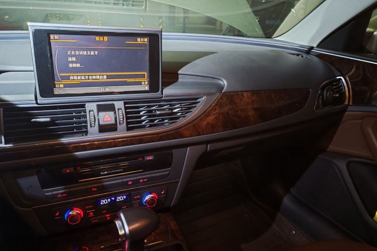 Used Audi A6L 2014 30 FSI Comfort Model Audio And AC Panel