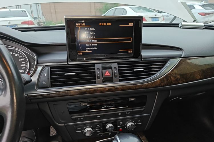 Used Audi A6L 2014 TFSI Standard Model Audio And AC Panel