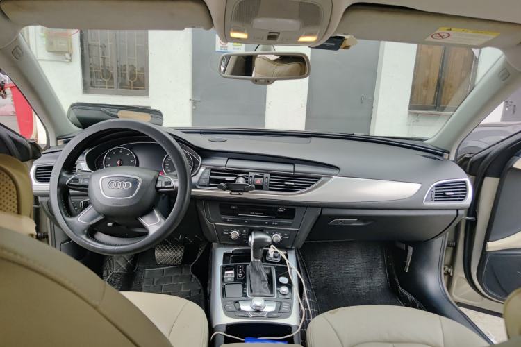 Used Audi A6L 2014 TFSI Standard Model Center Console