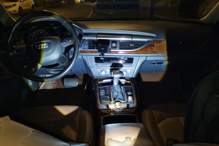 Used Audi A6L 2014 TFSI Standard Model Center Console