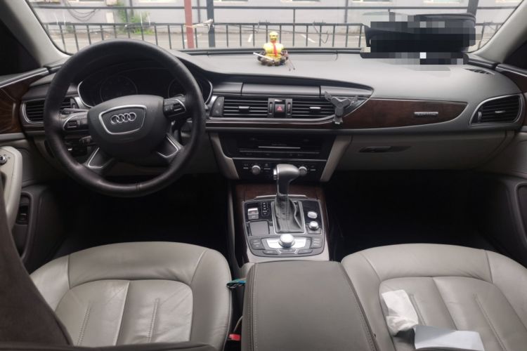Used Audi A6L 2014 TFSI Standard Model Center Console