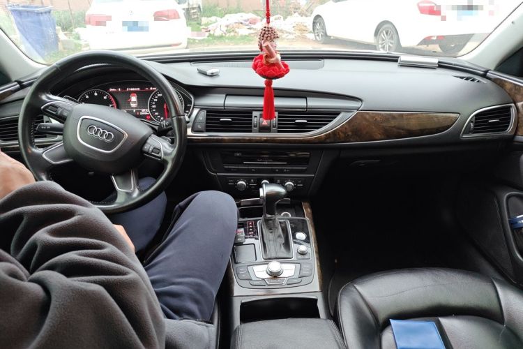 Used Audi A6L 2014 TFSI Standard Model Center Console