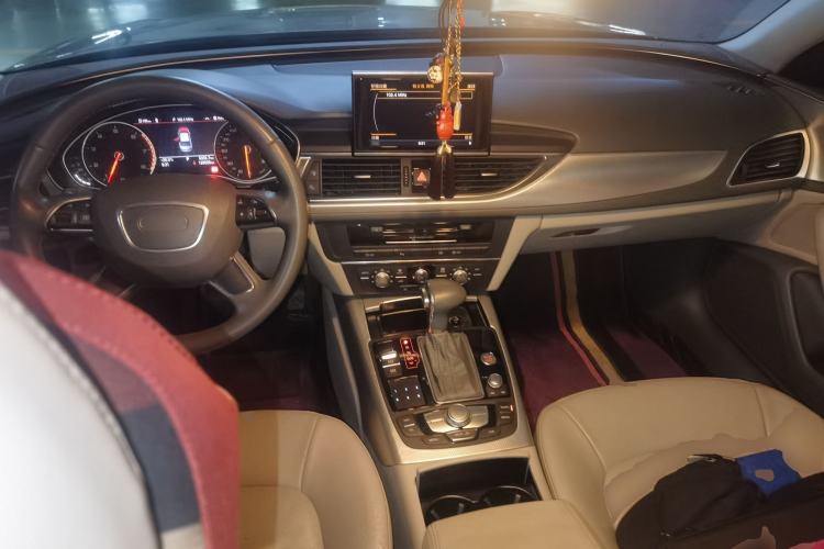 Used Audi A6L 2014 TFSI Standard Model Center Console