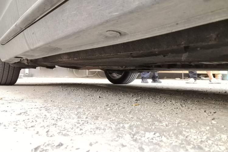 Used Audi A6L 2014 TFSI Standard Model Chassis Front Right