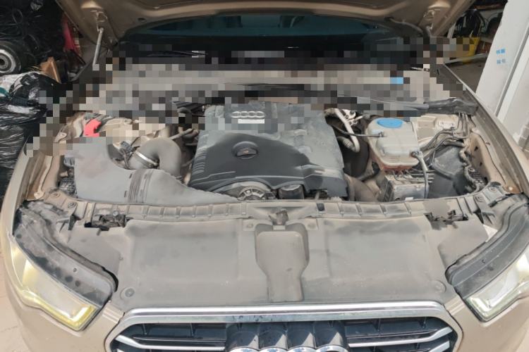 Used Audi A6L 2014 TFSI Standard Model Engine Bay