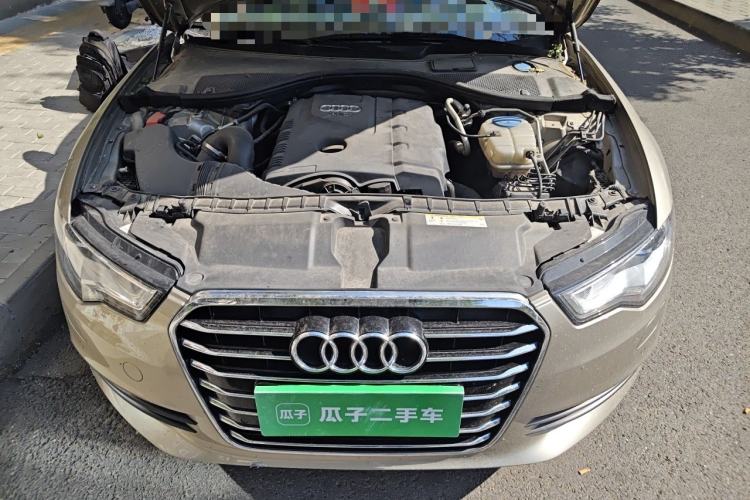 Used Audi A6L 2014 TFSI Standard Model Engine Bay