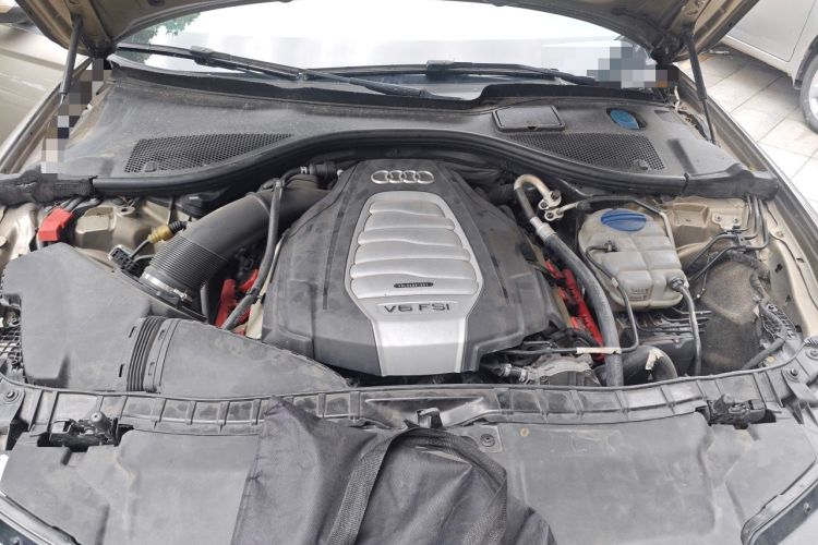 Used Audi A6L 2014 30 FSI Comfort Model Engine Bay