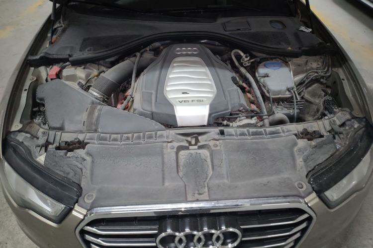 Used Audi A6L 2014 30 FSI Comfort Model Engine Bay