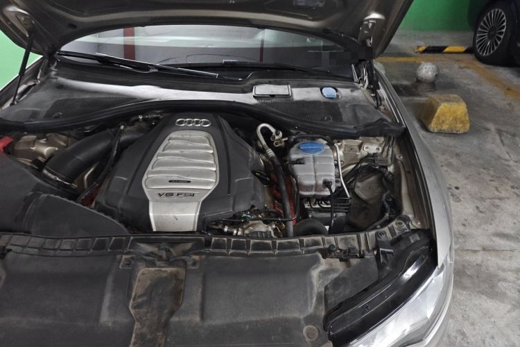 Used Audi A6L 2014 30 FSI Comfort Model Engine Bay Left