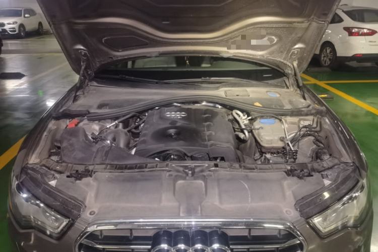Used Audi A6L 2014 TFSI Standard Model Engine Bay