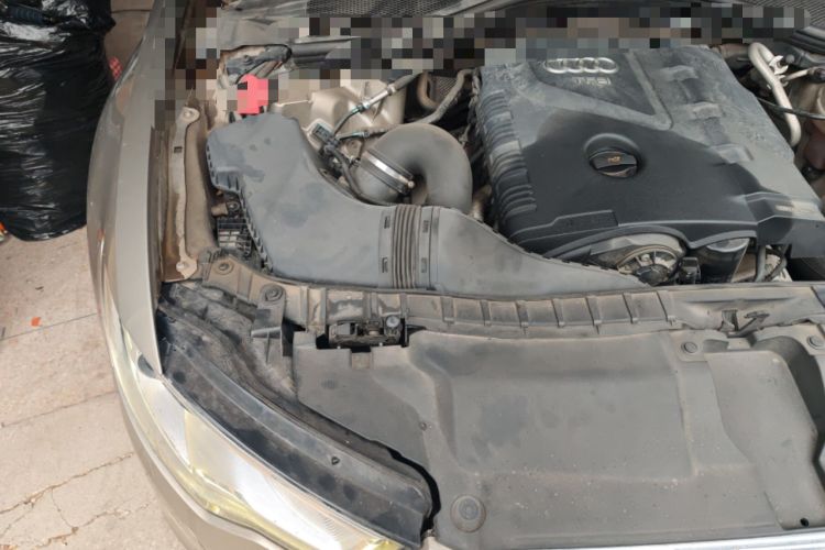 Used Audi A6L 2014 TFSI Standard Model Engine Bay Right