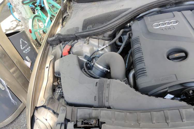 Used Audi A6L 2014 TFSI Standard Model Engine Bay Right