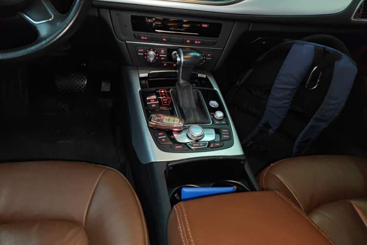 Used Audi A6L 2014 TFSI Standard Model Gear Lever