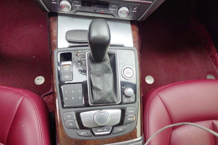 Used Audi A6L 2014 30 FSI Comfort Model Gear Lever