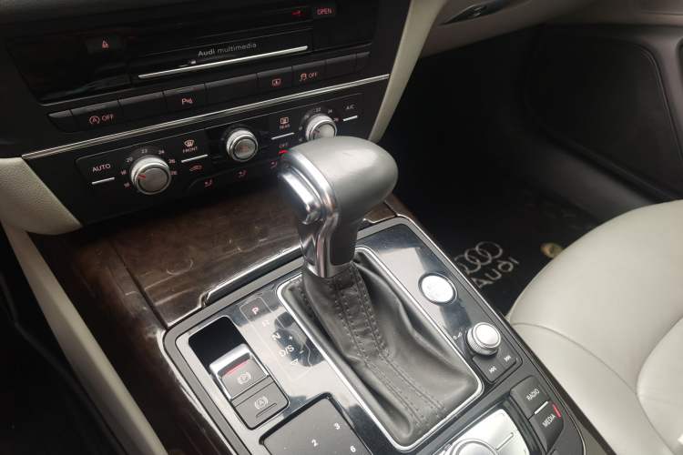 Used Audi A6L 2014 TFSI Standard Model Gear Lever
