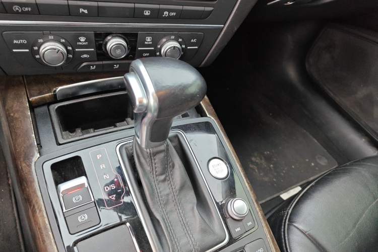 Used Audi A6L 2014 TFSI Standard Model Gear Lever