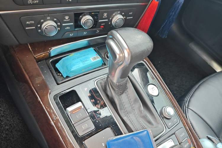Used Audi A6L 2014 TFSI Standard Model Gear Lever