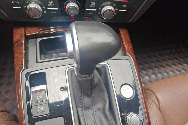 Used Audi A6L 2014 TFSI Standard Model Gear Lever