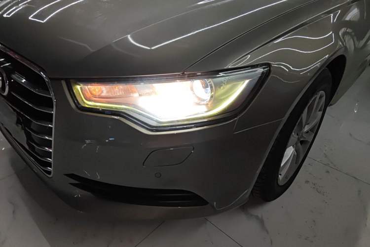 Used Audi A6L 2014 TFSI Standard Model Left Front Headlight